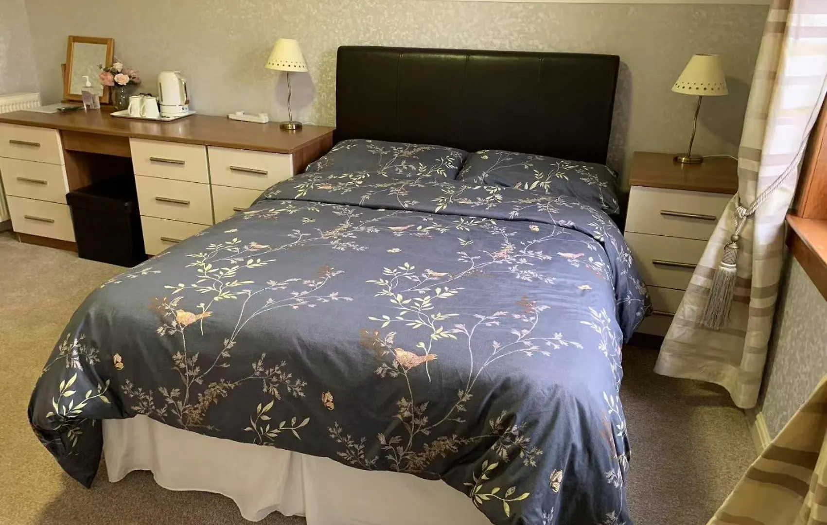 Guest house Hillhouse Hotel Edinburgh